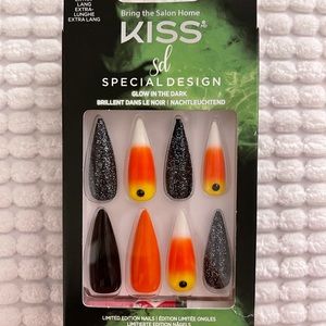 KISS NAILS HALLOWEEN GLOW STILETTO XL
